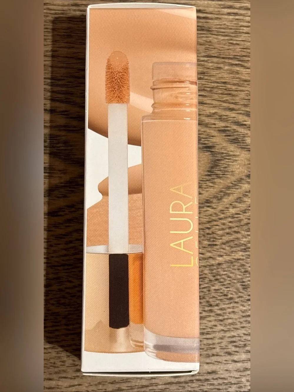 Laura Geller Double Take Liquid Foundation 1 fl oz Shade Light NEW